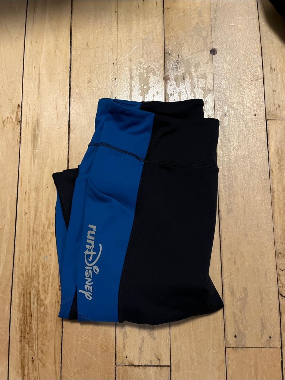 Run Disney Black and Blue Run Leggings women’s medium
